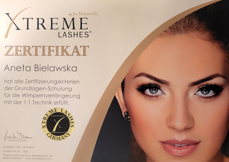 Die 1 : 1 – Technik, Wimpernverlängerung im natürlichen Look Die 1 : 1 – Technik, Wimpernverlängerung im natürlichen Look